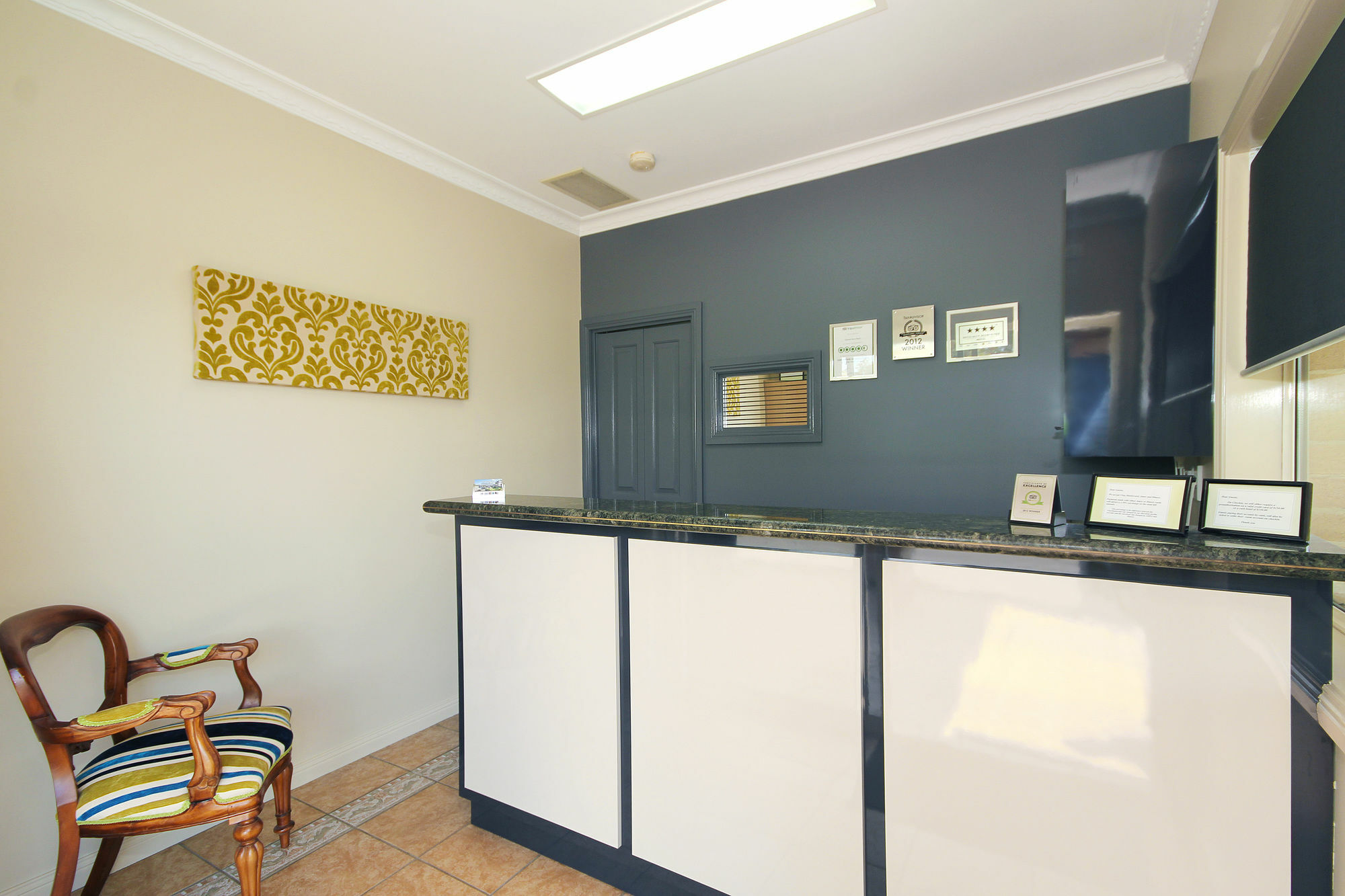 Edward Parry Motel And Apartments Tamworth Buitenkant foto